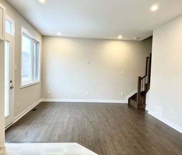 For Lease - 622 Expansion Road, Barrhaven, Ontario - Photo 3