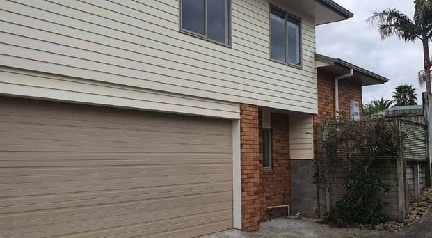 4 Bedroom family home - Valley school zone - Photo 1