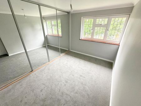 3 bedroom terraced house to rent - Photo 5