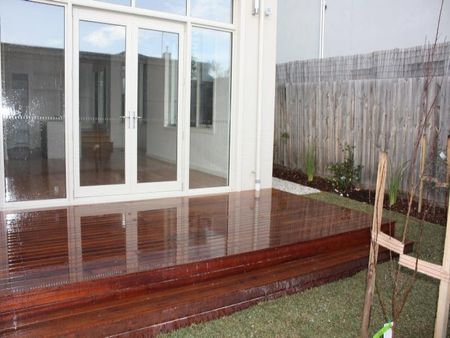 17A Agnew Street, Brighton VIC 3186 - Townhouse For Rent | Domain - Photo 2