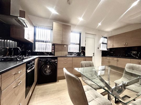 Cowper Mount, Leeds - Photo 1