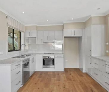 FOR RENT: OPPOSITE WATERFRONT LIFESTYLE AWAITS! 4-Bedroom Plus Stud... - Photo 1