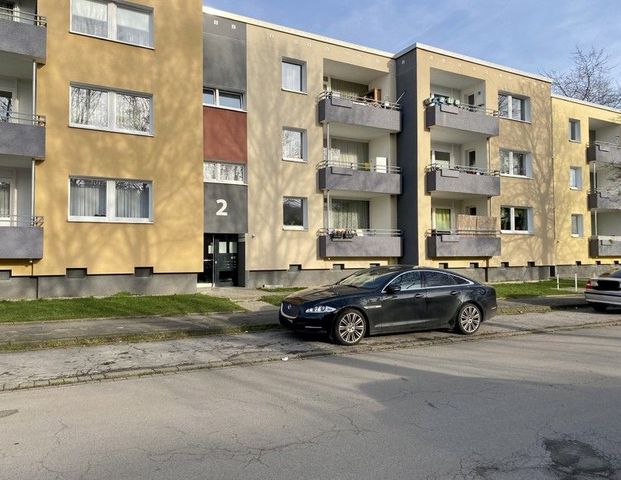 TOP renovierte 3,5-Zimmerwohnung mit neuen Wannenbad in gefragter Lage - Foto 1