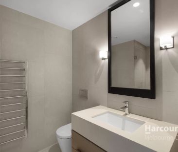 Exclusive City Retreat: Furnished Luxury! - Photo 5