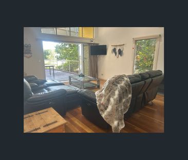 2 bedroom with Granny Flat Lagoon Lodge Couran Cove - Photo 4