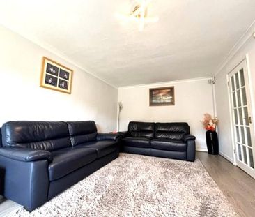 5 bedroom detached house to rent - Photo 6