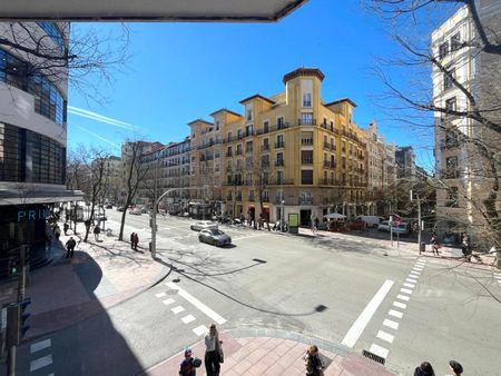 Piso de alquiler en Hermosilla, Goya - Photo 4