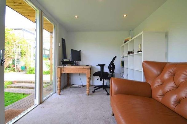 Five Oaks, Nr Billingshurst, West Sussex, RH14 - Photo 1