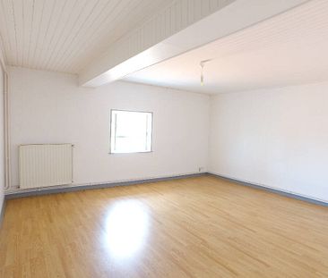 Location appartement 4 pièces 94 m² Issoire 63500 - Photo 3