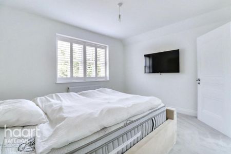 3 bedroom detached house to rent - Photo 4