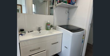 Room 3 /76 Blue Gum, Jesmond, NSW 2299 - Photo 3