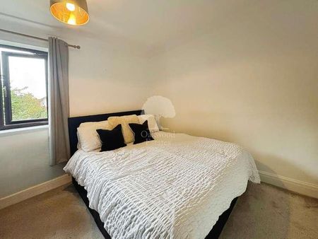 Lancastria Mews, Maidenhead, Berkshire, SL6 - Photo 2