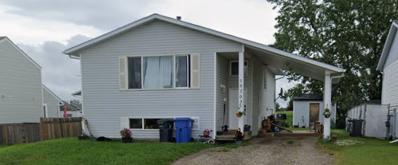 ROSS RESIDENCE 10703 - Lower - Photo 1