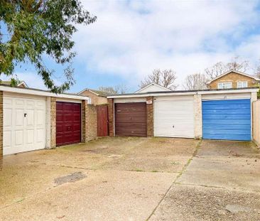 Hazelwood Gardens, St. Leonards, TN37 - Photo 1