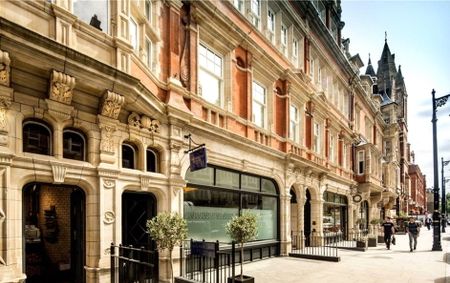 A one bedroom apartment of approximately 1096 square feet. - Photo 5