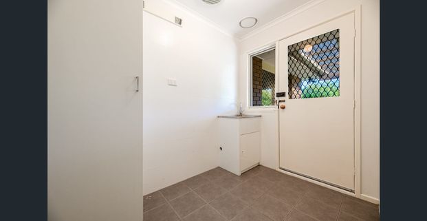 Large Family Home - Photo 1