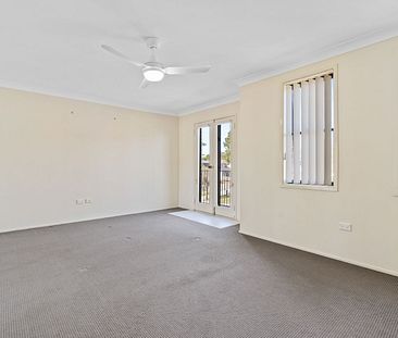 Ingleburn - Photo 1