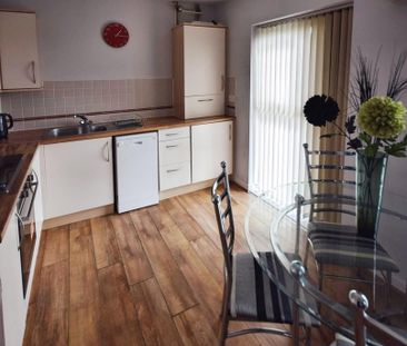 2 bedroom apartment to rent - Photo 4