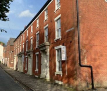 Waltons Parade, Preston - Photo 1