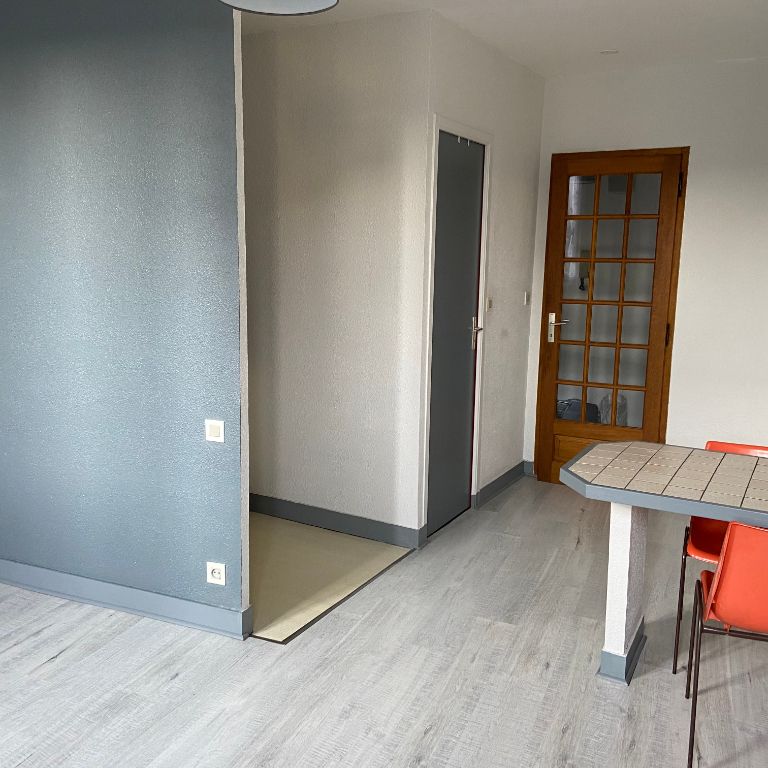 Location Appartement 1 pièce 21m² ST BRIEUC 22000 - Photo 1