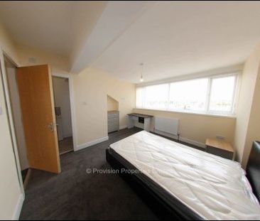 6 Bedroom Student Lets in Leeds - Photo 6