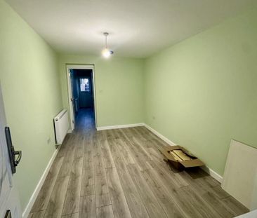 Studio to rent - Photo 6