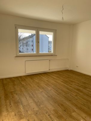 Modernisierte 3-Zi.-Whg. mit Balkon in angrenzender Nähe zu E-Haarzopf! - Photo 1