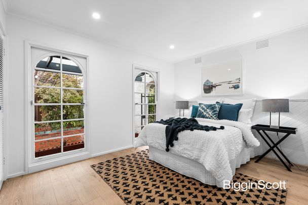 Spacious Four-Bedroom Family Home in Prime Mulgrave Location - Photo 1