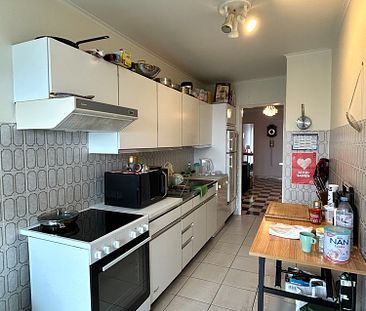 Bemeubeld appartement met 2 slaapkamers op gunstige locatie - Foto 5