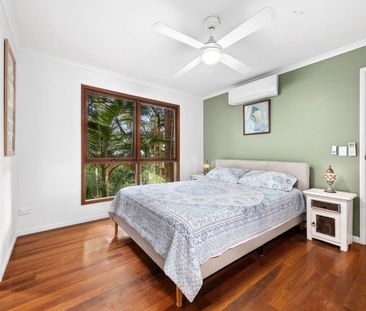 Unique 4-Bedroom Buderim Home with Tree-House Feel & Beautiful Bush... - Photo 4