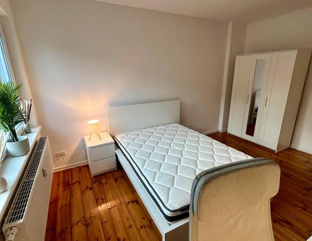 Möbliertes 1 von 3 Zimmer Wohnung nahe SBahn - Foto 1