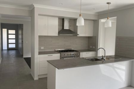 Light-filled, Four Bedroom Home in sought-after Torquay - Photo 4