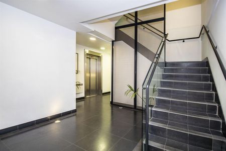 1 bedroom Flat To Let - Photo 4