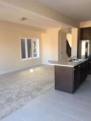 For Lease - 6679 Cropp Street, Niagara Falls, Ontario - Photo 1