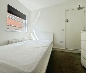 1 bedroom end of terrace house to rent - Photo 2