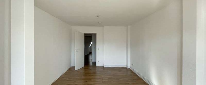 **4-Zimmer-Dachgeschosswohnung in Sudenburg** - Photo 1