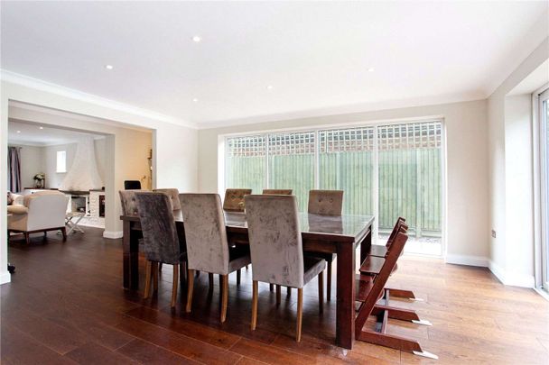 Beautiful family home in a sought after area of Virginia Water - Photo 1