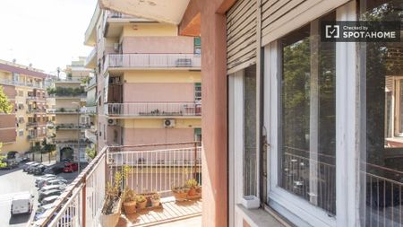 rome, Lazio 00171 - Photo 3