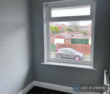3 bedroom terraced house to rent - Photo 3