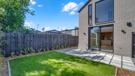 Unit 2, 90 Holly Road, St. Albans, Christchurch - Photo 5