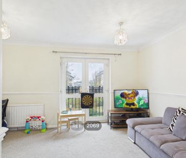 2 bedroom apartment to rent - Photo 2