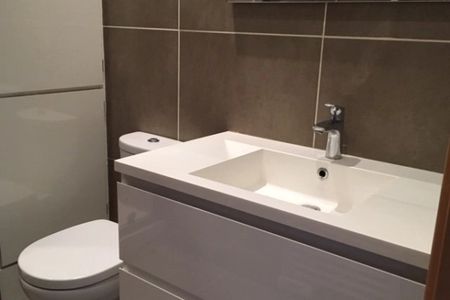 VENCE/2P VIDE - Photo 5