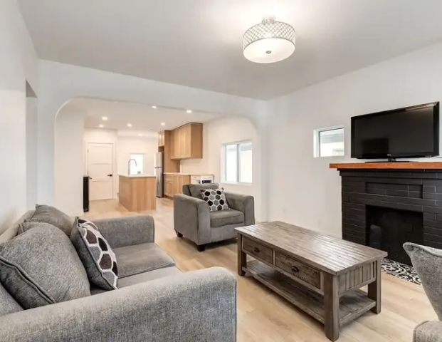 Modern Living in Prime Calgary Location | Brand New Renovation | Never Lived In | 810 17 Avenue Northwest, Calgary - Photo 1