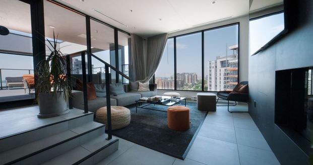 8405 Place Saint-Charles, Brossard, QC - Photo 1