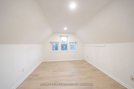 For Lease - 129 Balsam Avenue Unit# UPPER, Hamilton, Ontario - Photo 3