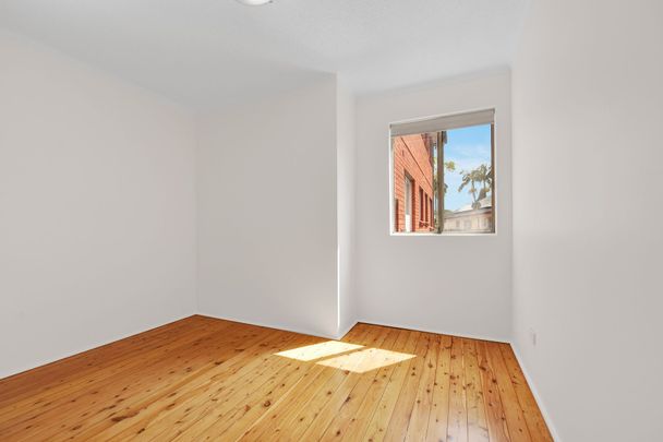 Renovated Two Bedroom Apartment - Photo 1