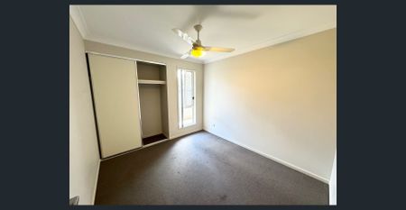 Modern Duplex in Quiet Estate - Photo 4