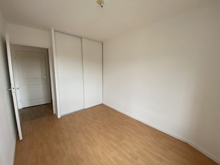 EPERNAY - RUE FRANCOIS BONAL - Photo 3