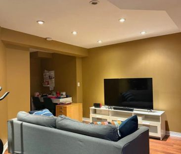 1133 WESTVIEW TERRACE - Photo 2