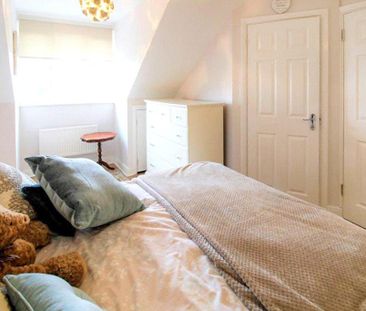 3 bedroom semi-detached house to rent - Photo 6